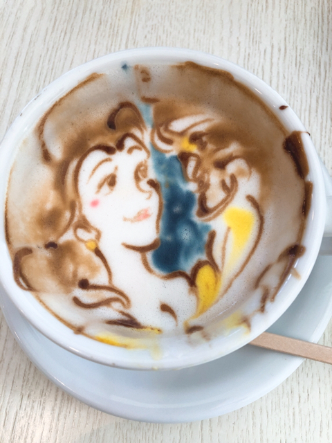 鎌倉情報 ディズニーのラテアートで有名なカフェ りの日和